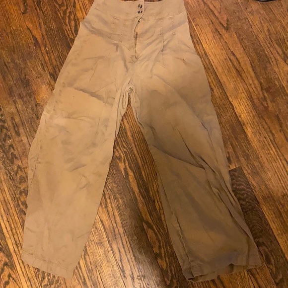 Forever 21 Contemporary - Picture 1 of 1